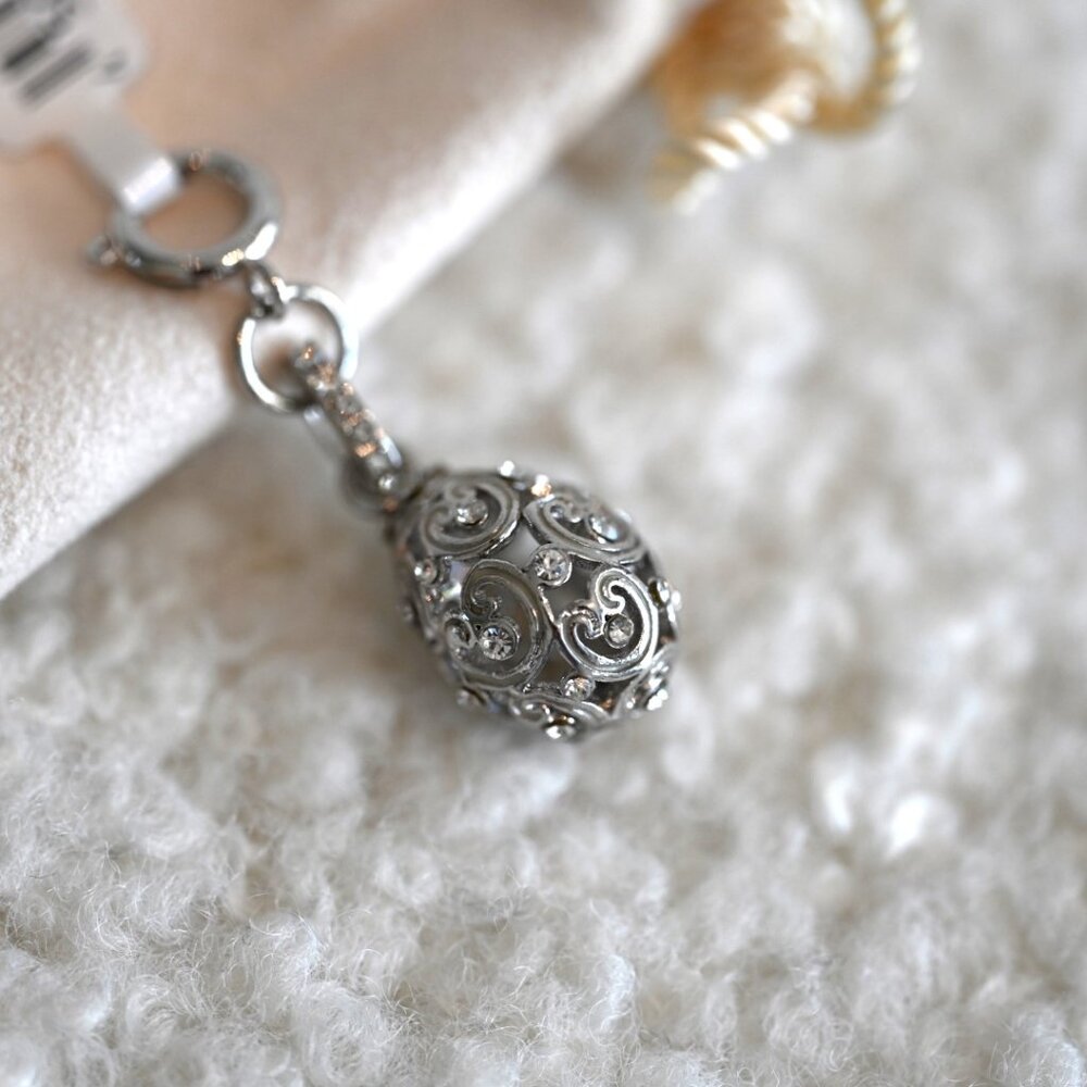 NWT, Whimsical White Gold / Diamond Egg Pendant